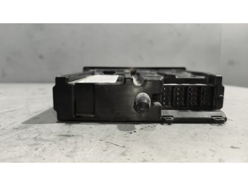 Recambio de tacografo para scania r i r 500 referencia OEM IAM se5000 rev7.4 2035646