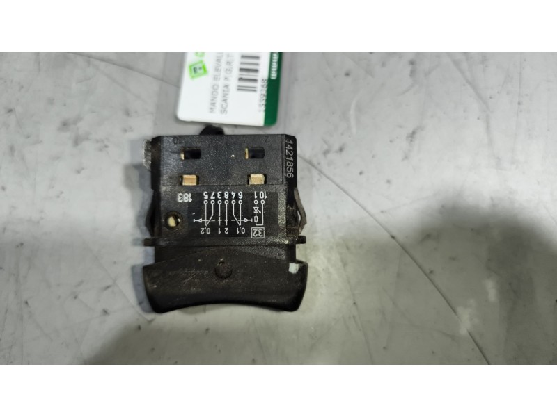 Recambio de mando elevalunas delantero izquierdo para scania p,g,r,t - series p 500, r 500 referencia OEM IAM 1421856  