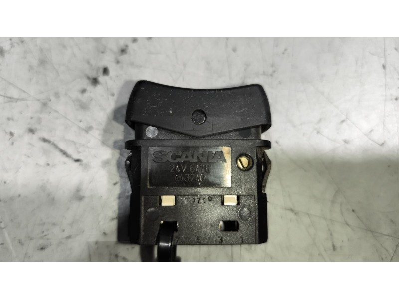 Recambio de interruptor para scania p,g,r,t - series p 500, r 500 referencia OEM IAM 1421848  