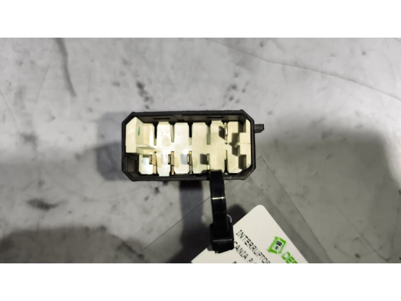 Recambio de interruptor para scania p,g,r,t - series p 500, r 500 referencia OEM IAM 1421848  