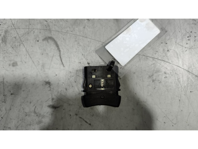 Recambio de interruptor para scania p,g,r,t - series p 500, r 500 referencia OEM IAM 1421848  