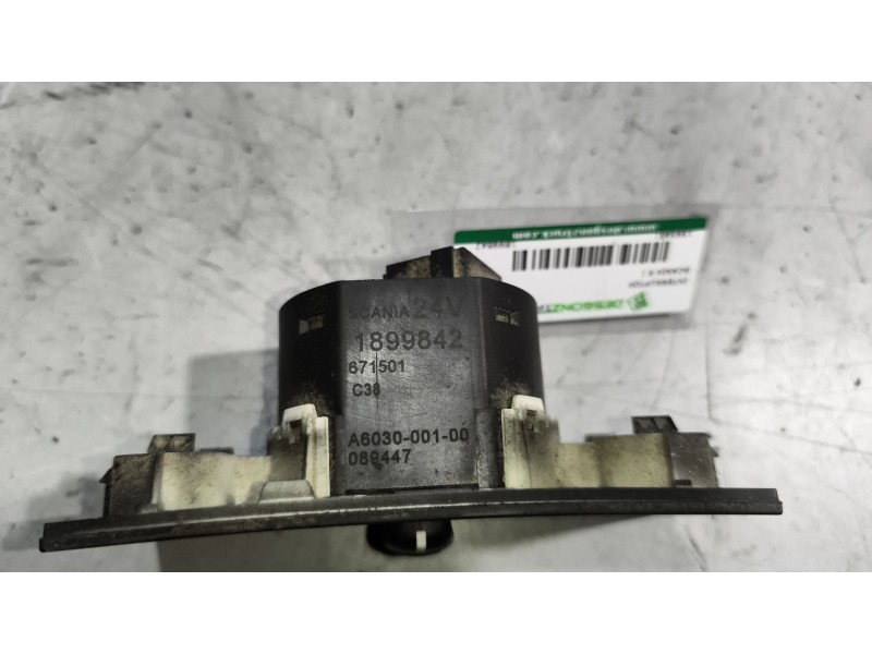 Recambio de interruptor para scania r i r 500 referencia OEM IAM 1899842  