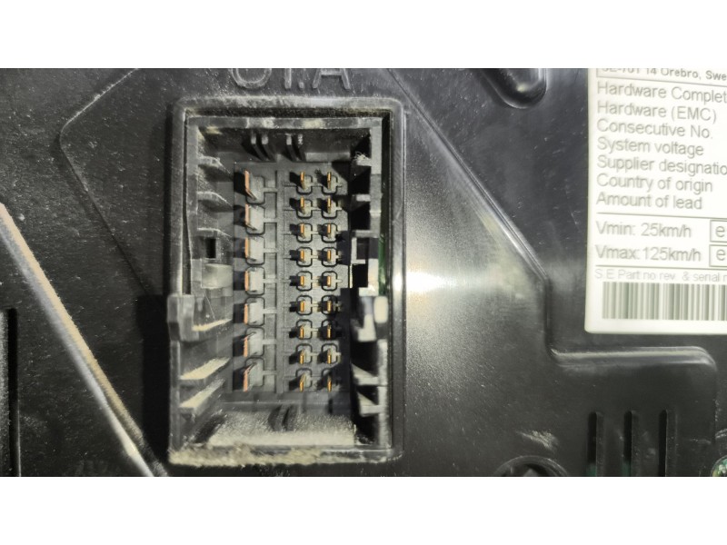 Recambio de cuadro instrumentos para scania r i r 500 referencia OEM IAM 2052210  