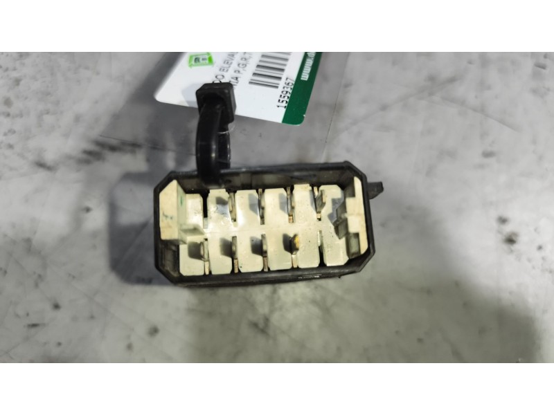 Recambio de mando elevalunas delantero derecho para scania p,g,r,t - series p 500, r 500 referencia OEM IAM 1421856  