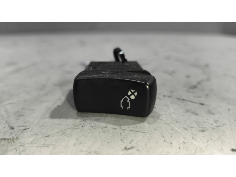 Recambio de interruptor para scania r i r 500 referencia OEM IAM 1421850  