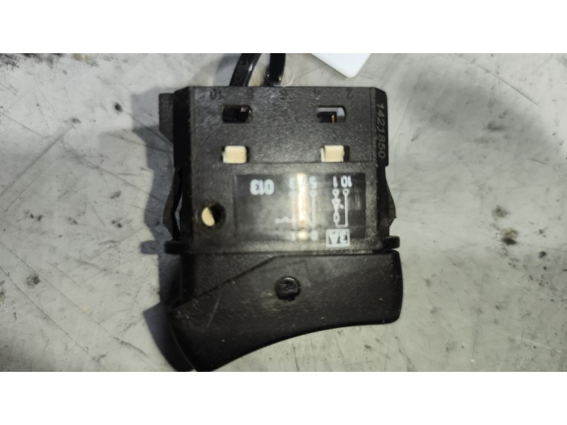 Recambio de interruptor para scania r i r 500 referencia OEM IAM 1421850  