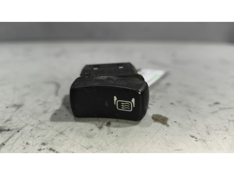 Recambio de interruptor para scania p,g,r,t - series p 500, r 500 referencia OEM IAM 1421842  