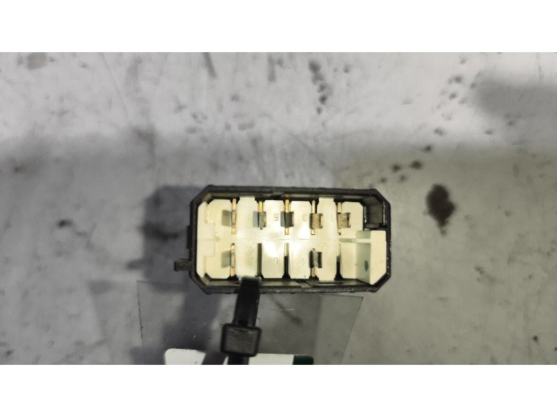 Recambio de interruptor para scania p,g,r,t - series p 500, r 500 referencia OEM IAM 1421842  