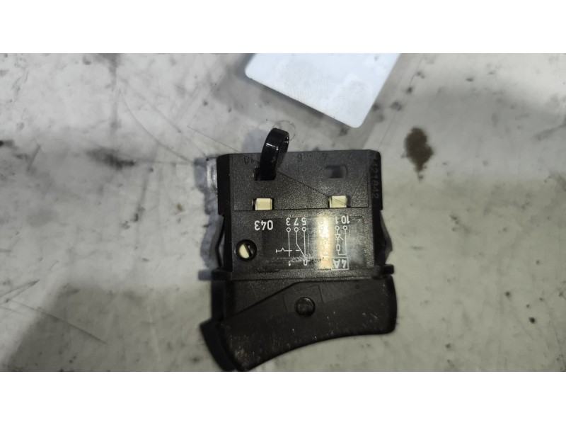 Recambio de interruptor para scania p,g,r,t - series p 500, r 500 referencia OEM IAM 1421842  
