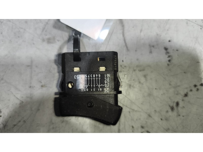 Recambio de interruptor para scania r i r 500 referencia OEM IAM 1733418  