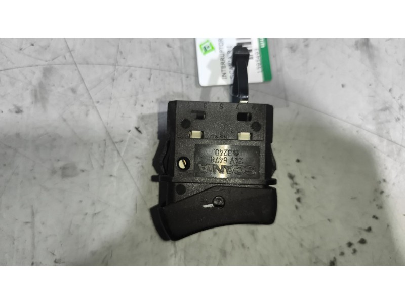 Recambio de interruptor para scania r i r 500 referencia OEM IAM 1733418  