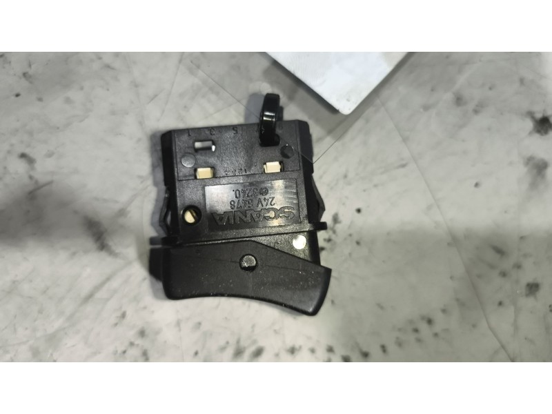 Recambio de interruptor para scania r i r 500 referencia OEM IAM 1421861  