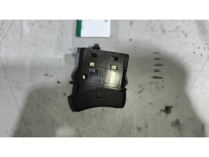 Recambio de interruptor para scania r i r 500 referencia OEM IAM 1421861  