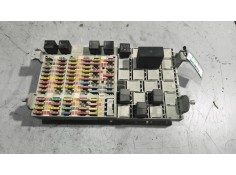 Recambio de caja reles / fusibles para scania r i r 500 referencia OEM IAM 2096304  