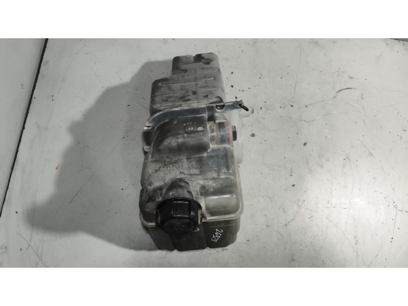 Recambio de deposito expansion para scania r i r 500 referencia OEM IAM 2401668  