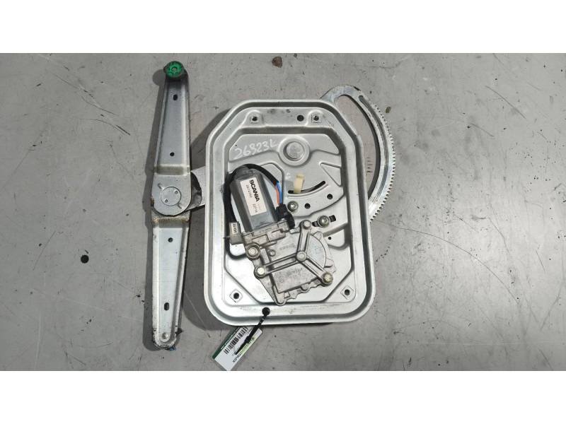 Recambio de elevalunas delantero izquierdo para scania r i r 500 referencia OEM IAM   