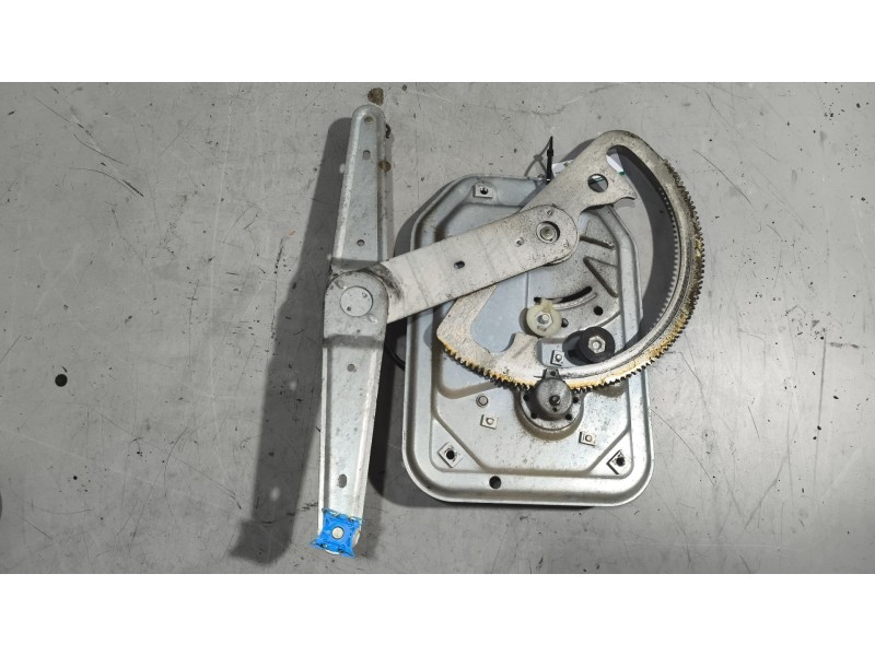 Recambio de elevalunas delantero derecho para scania r i r 500 referencia OEM IAM   