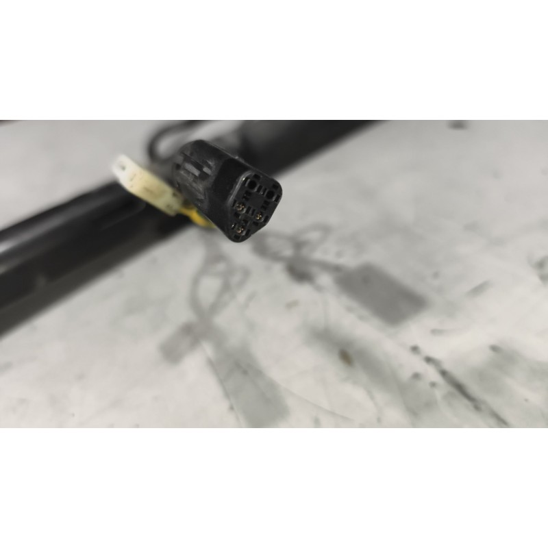 Recambio de brazo retrovisor izquierdo para daf serie lf45 desde 01 5.9 diesel referencia OEM IAM 1733892  