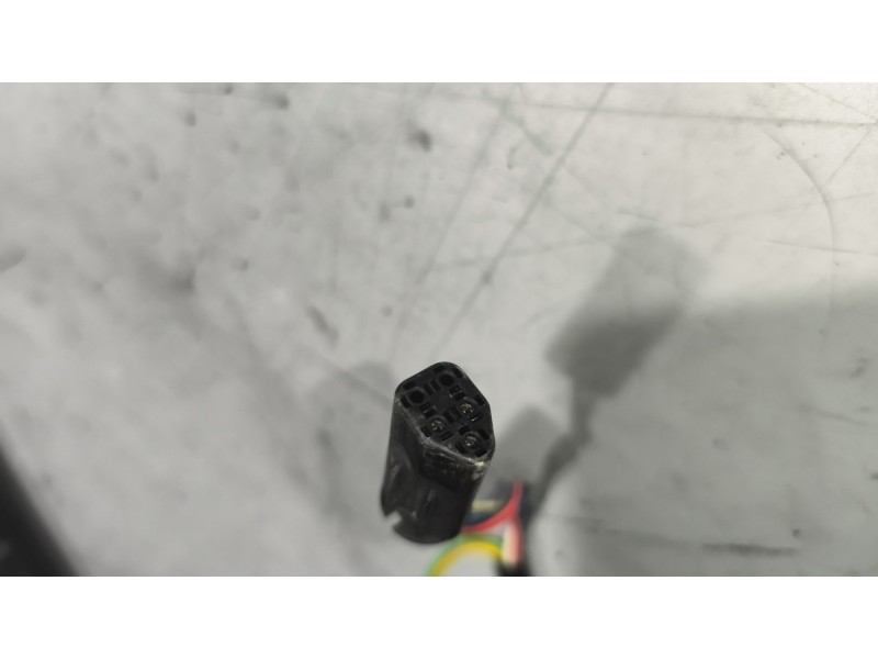 Recambio de brazo retrovisor derecho para daf serie lf45 desde 01 5.9 diesel referencia OEM IAM 1733893  