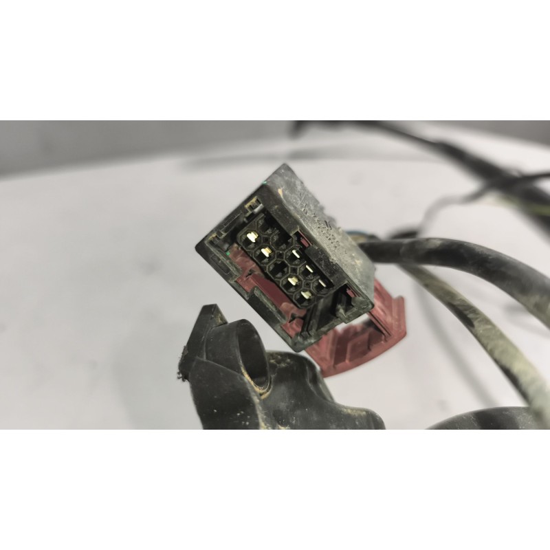 Recambio de brazo retrovisor derecho para daf serie lf45 desde 01 5.9 diesel referencia OEM IAM 1733893  