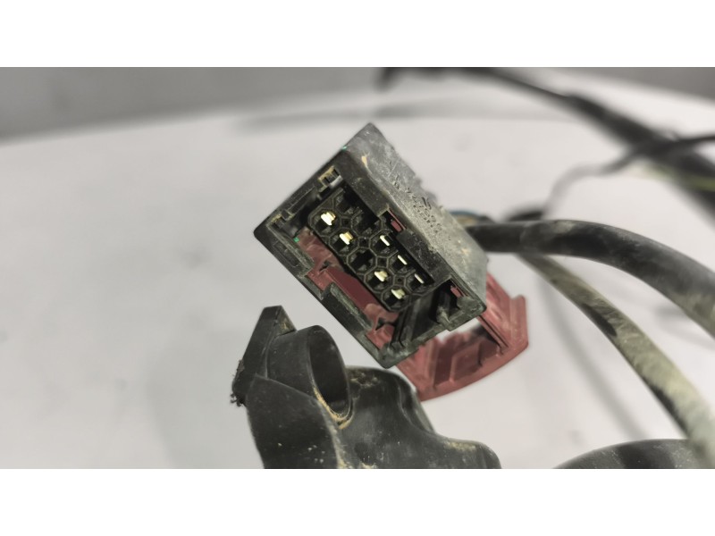 Recambio de brazo retrovisor derecho para daf serie lf45 desde 01 5.9 diesel referencia OEM IAM 1733893  