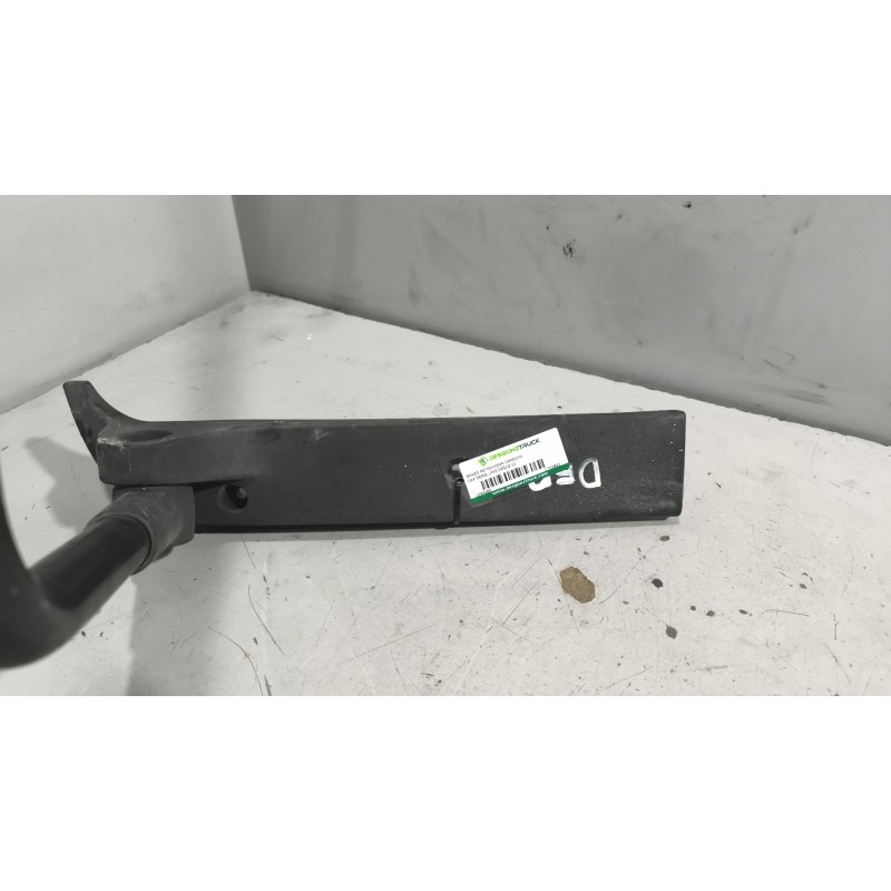 Recambio de brazo retrovisor derecho para daf serie lf45 desde 01 5.9 diesel referencia OEM IAM 1733893  