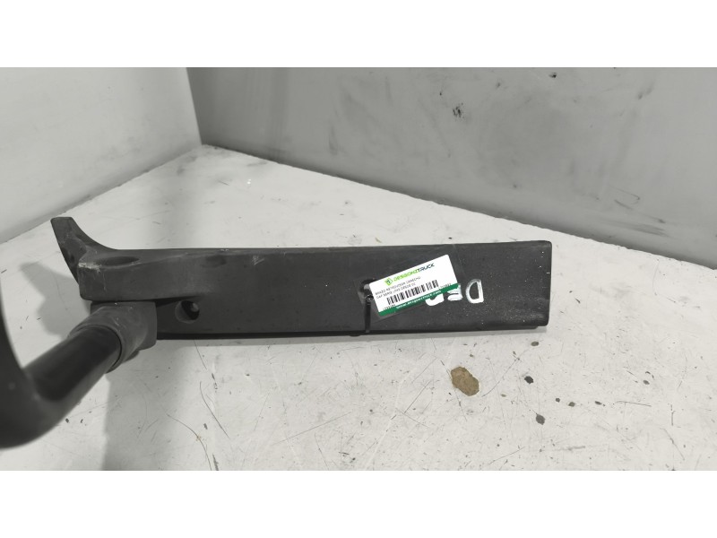 Recambio de brazo retrovisor derecho para daf serie lf45 desde 01 5.9 diesel referencia OEM IAM 1733893  