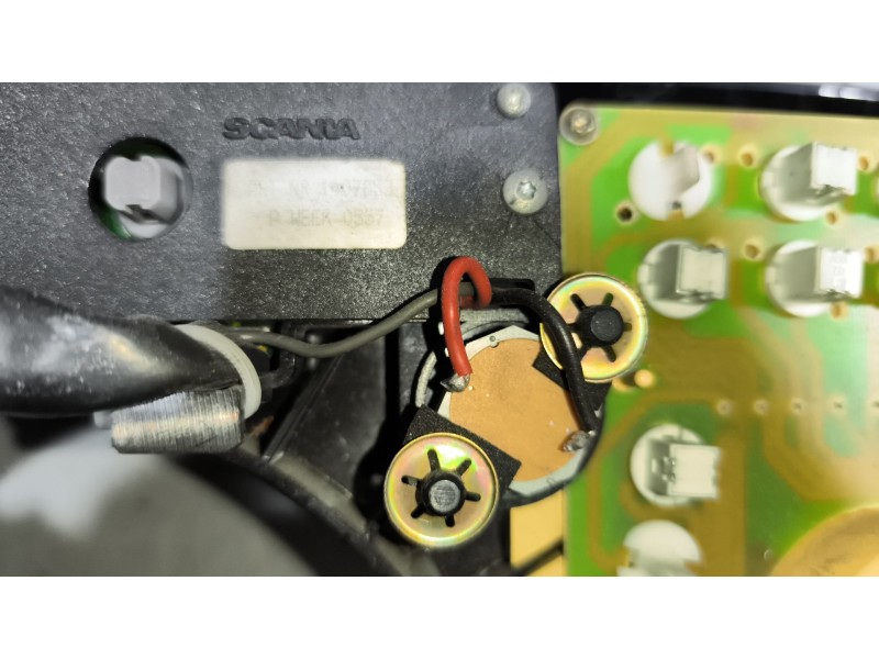 Recambio de cuadro instrumentos para scania serie 4 (p/r 164 l) 15.6 diesel referencia OEM IAM 1488554  