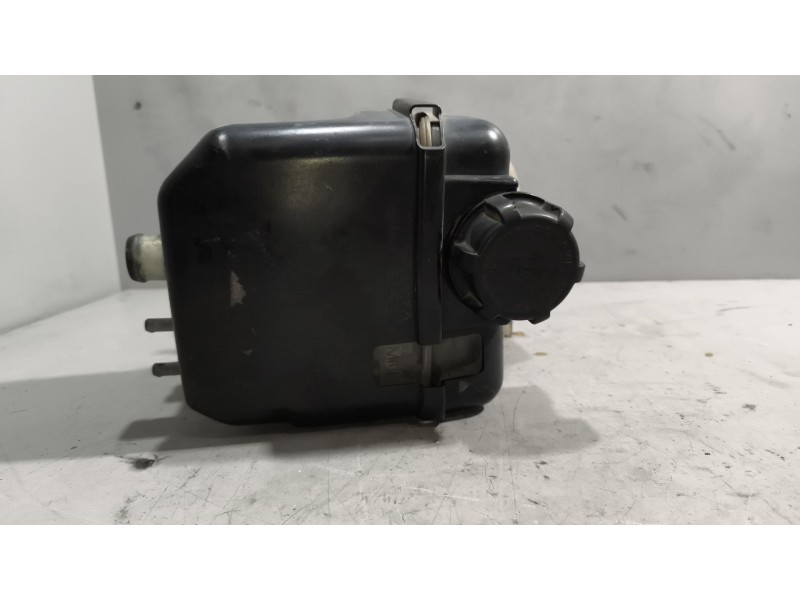Recambio de deposito expansion para scania 4 - series 164 l/580 referencia OEM IAM 2401668  