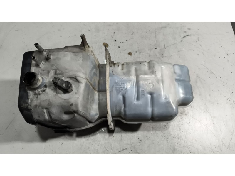 Recambio de deposito expansion para scania 4 - series 164 l/580 referencia OEM IAM 2401668  