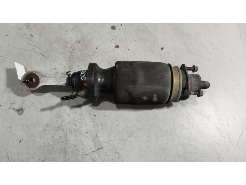 Recambio de amortiguador delantero izquierdo cabina para scania r i r 500 referencia OEM IAM   