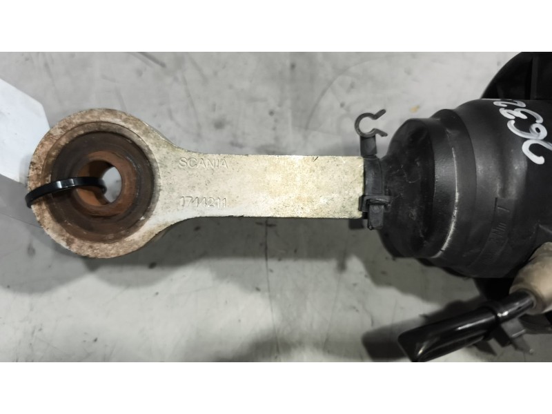 Recambio de amortiguador delantero izquierdo cabina para scania r i r 500 referencia OEM IAM   