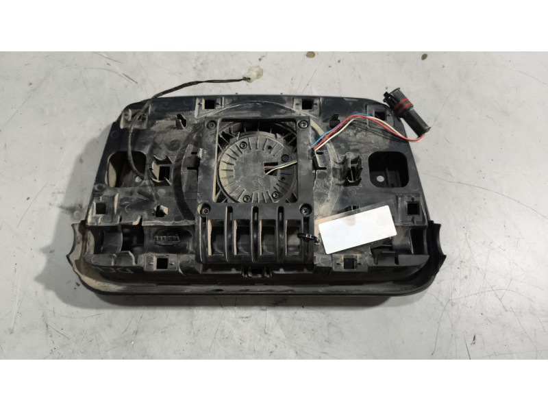 Recambio de retrovisor derecho para daf serie lf45 desde 01 5.9 diesel referencia OEM IAM 1735520  