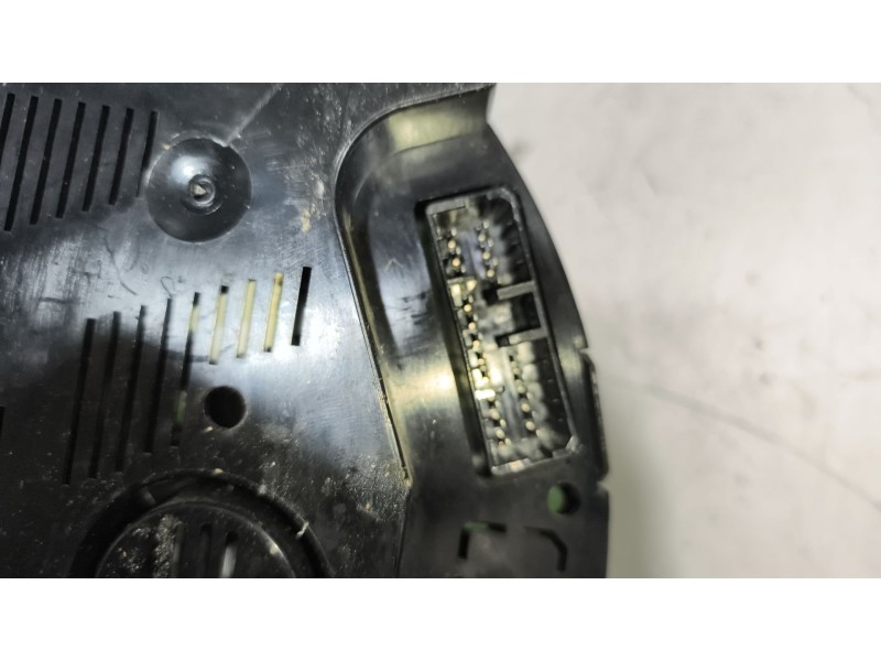 Recambio de cuadro instrumentos para iveco stralis (as) 11.1 diesel referencia OEM IAM 5801938082  