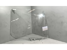 Recambio de luna delantera izquierda para mercedes-benz axor 2-ejes 18 ton 2004  6.4 diesel (om 906 la) referencia OEM IAM A9737