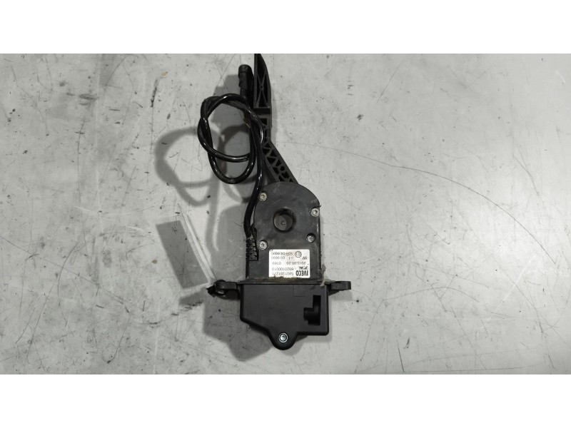 Recambio de pedal acelerador para iveco stralis (as) 11.1 diesel referencia OEM IAM 5801331271  