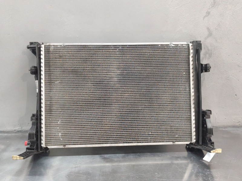 Recambio de radiador agua para mercedes-benz clase gla (x156) gla 200 (156.943) referencia OEM IAM A2465001303  