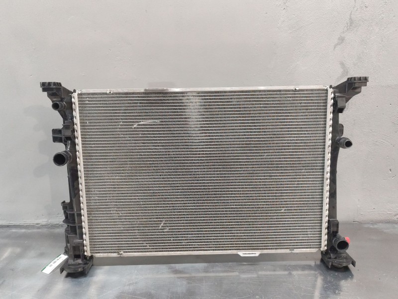 Recambio de radiador agua para mercedes-benz clase gla (x156) gla 200 (156.943) referencia OEM IAM A2465001303  