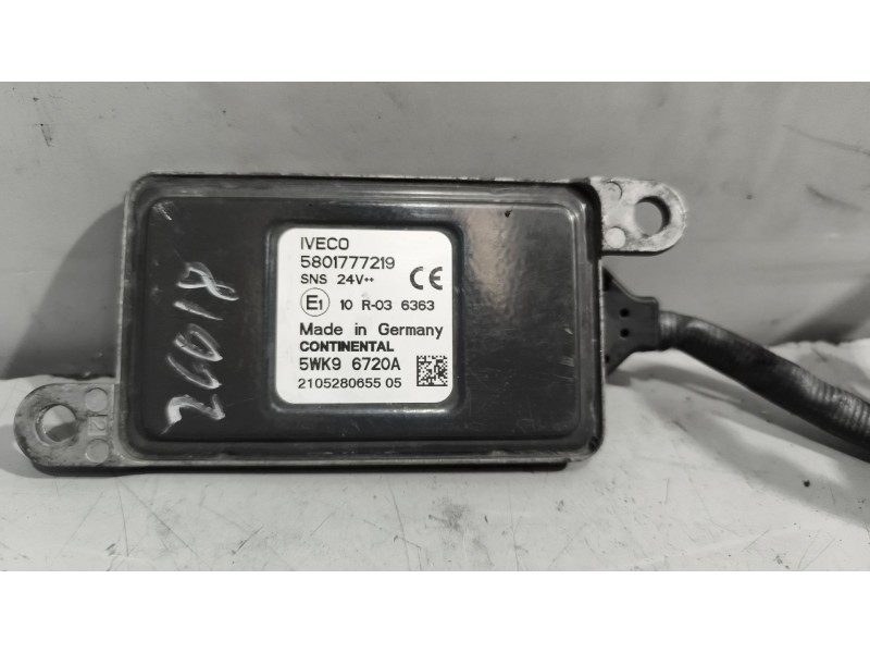 Recambio de sensor noxe para iveco stralis (as) 11.1 diesel referencia OEM IAM 5801777219  