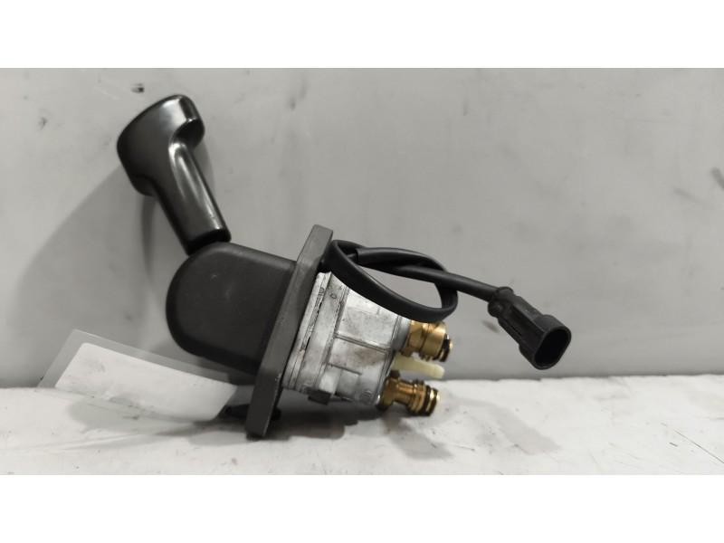 Recambio de palanca freno de mano para iveco stralis (as) 11.1 diesel referencia OEM IAM DPM60MYE  