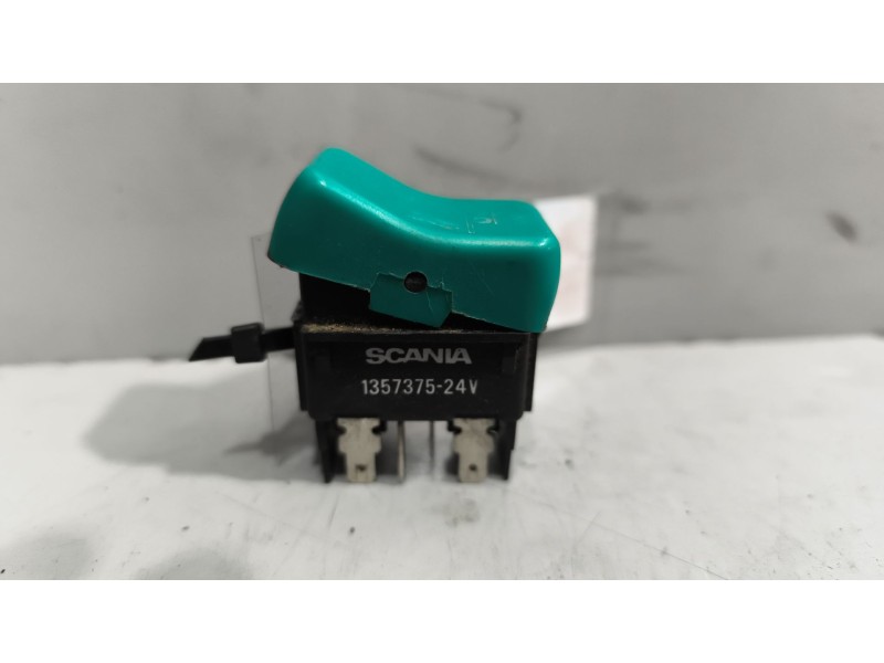 Recambio de interruptor para scania 4 - series 164 l/580 referencia OEM IAM 1357375  