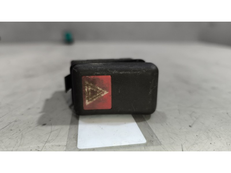 Recambio de warning para volvo fh 12 asta 2001 e2 / e3 12.1 diesel (d12d380) referencia OEM IAM 8157750  