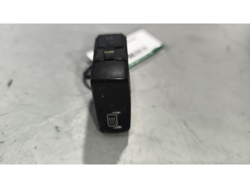 Recambio de interruptor para scania r i r 500 referencia OEM IAM 1421842  