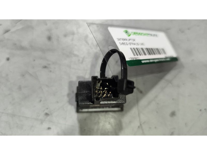 Recambio de interruptor para iveco stralis (as) 11.1 diesel referencia OEM IAM 5801654939  