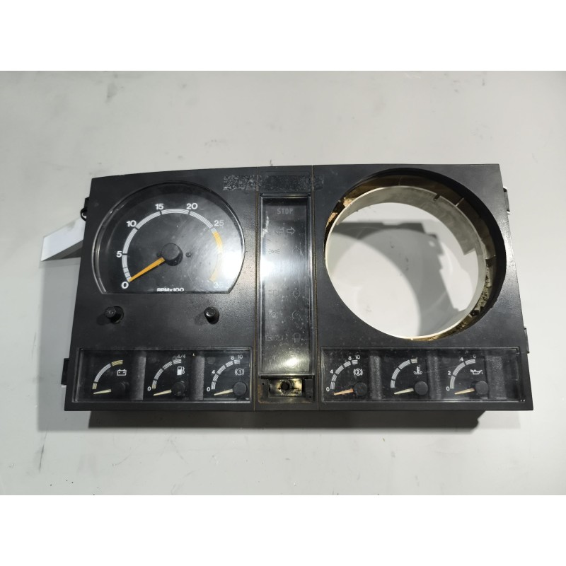 Recambio de cuadro instrumentos para nissan eco - t 135.75/100 kw 4.0 diesel referencia OEM IAM 24810D6301  