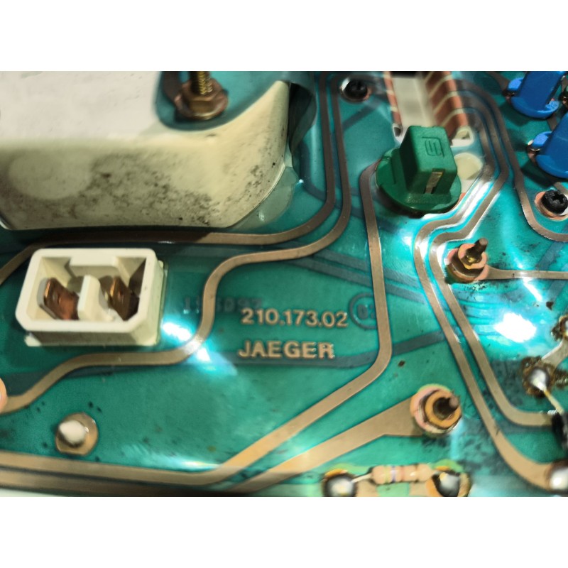 Recambio de cuadro instrumentos para nissan eco - t 135.75/100 kw 4.0 diesel referencia OEM IAM 24810D6301  