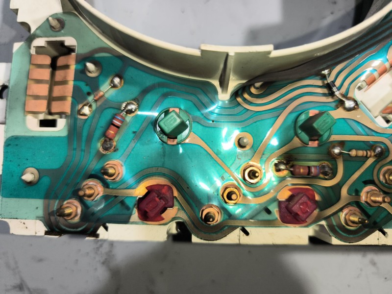 Recambio de cuadro instrumentos para nissan eco - t 135.75/100 kw 4.0 diesel referencia OEM IAM 24810D6301  