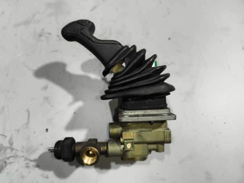 Recambio de palanca freno de mano para scania 4 - series 164 l/580 referencia OEM IAM 1324427 DPM98A 