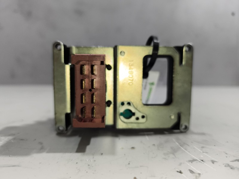 Recambio de mando intarder para scania 4 - series 164 l/580 referencia OEM IAM 1349967  