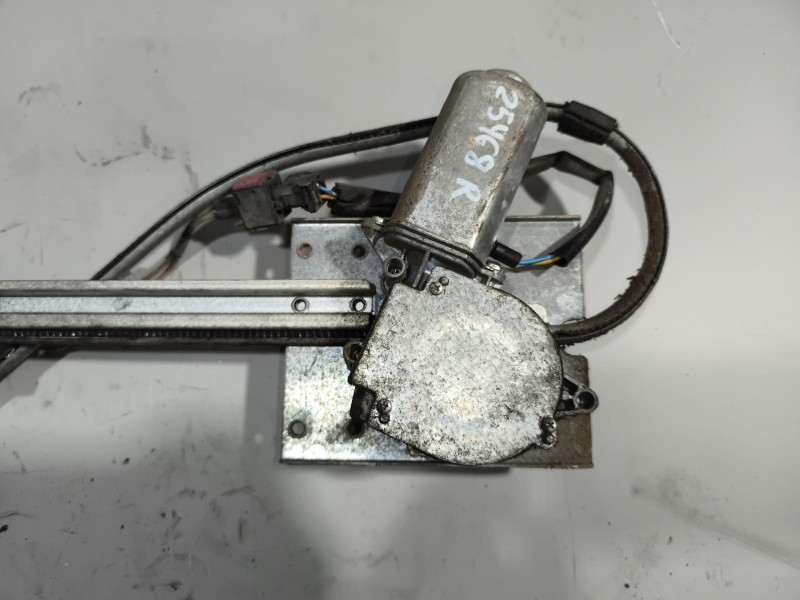 Recambio de elevalunas delantero derecho para renault magnum ab diesel referencia OEM IAM   